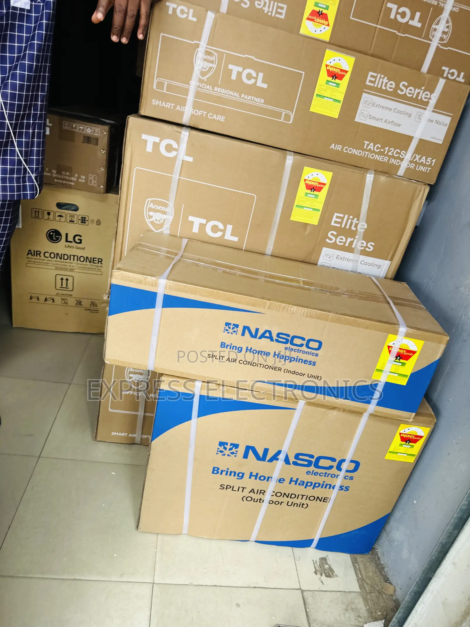Dual Drainage System Nasco Split R410 Gas 1.5hp