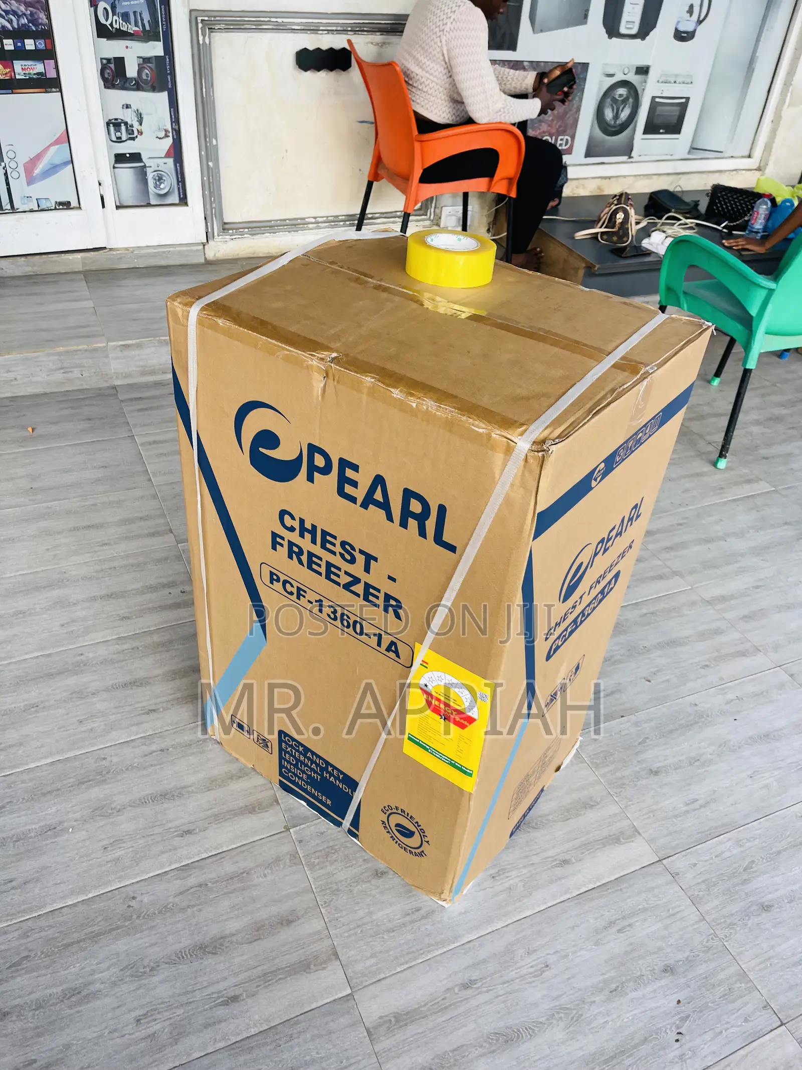 High Quality Pearl PCF-1360-1A Single Door Electric Freezer