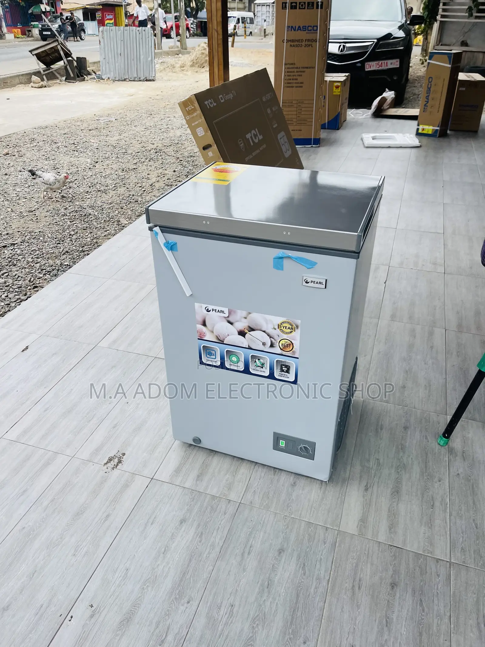 High Quality Pearl PCF-136 Single Door Chest Freezer(100L).