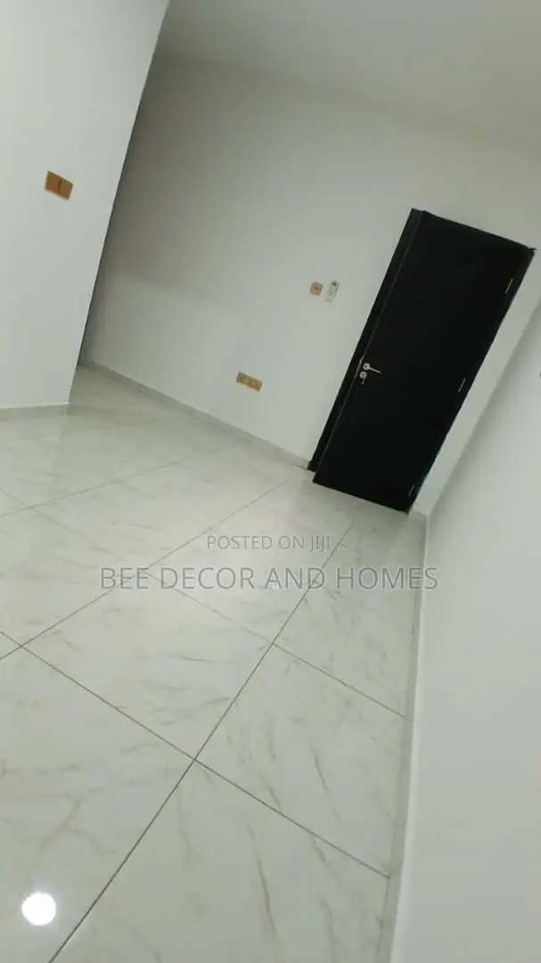 2bdrm Townhouse / Terrace in Bee Decor& Homes, Madina for rent