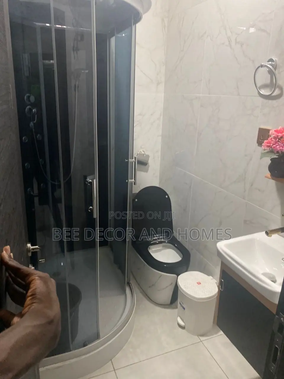 Furnished 2bdrm Apartment in Bee Decor & Homes, Madina for rent