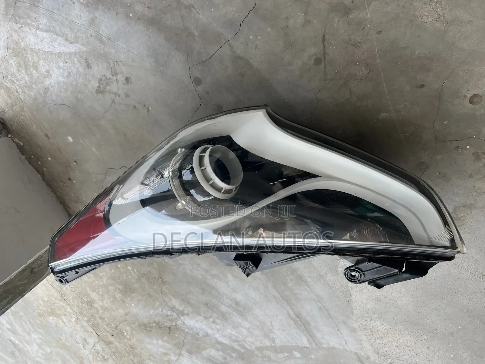 Hyundai Veloster 2013 Headlights