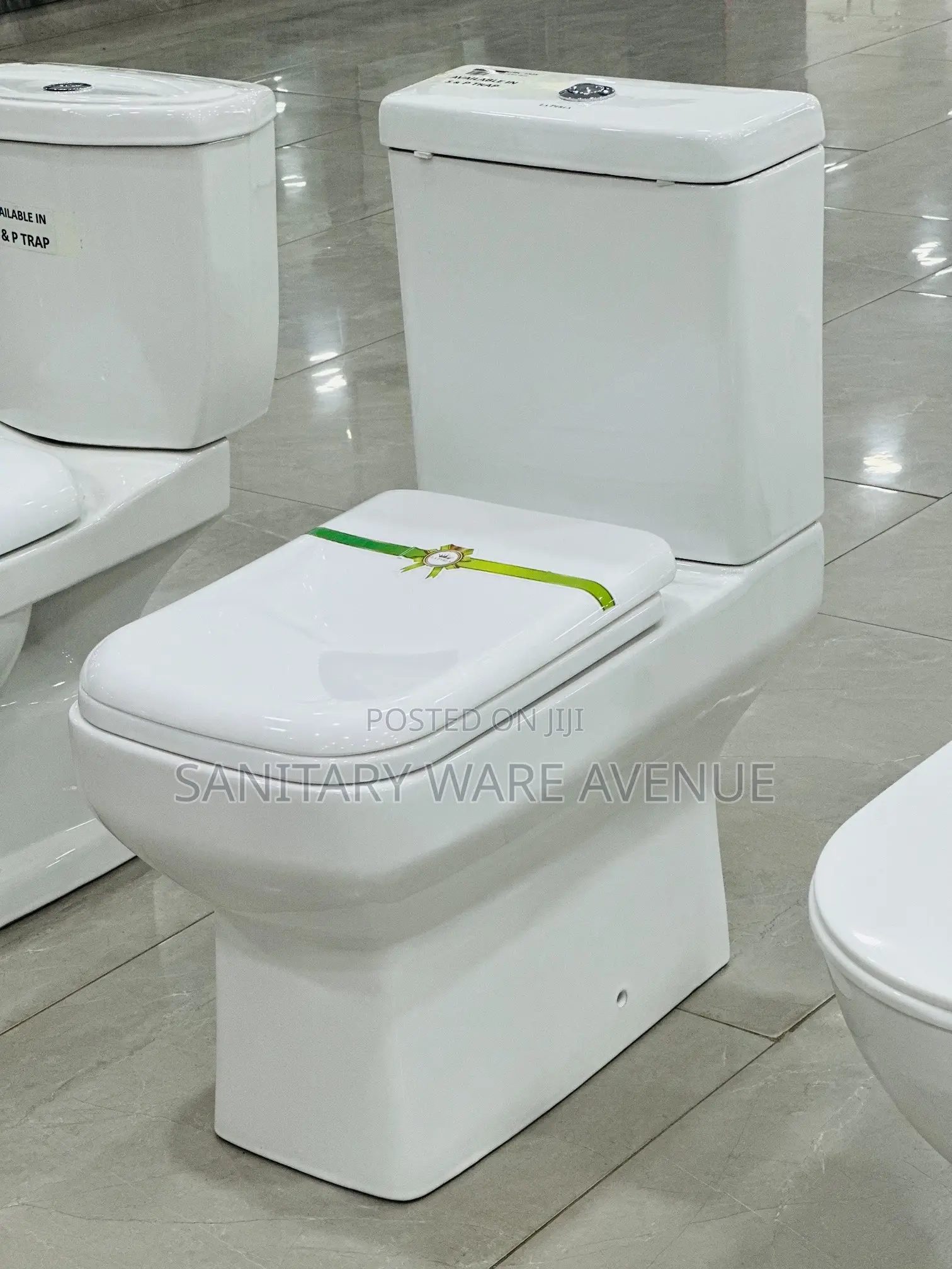 Slim Tank Water Closet - Toilet Seat - Square WC
