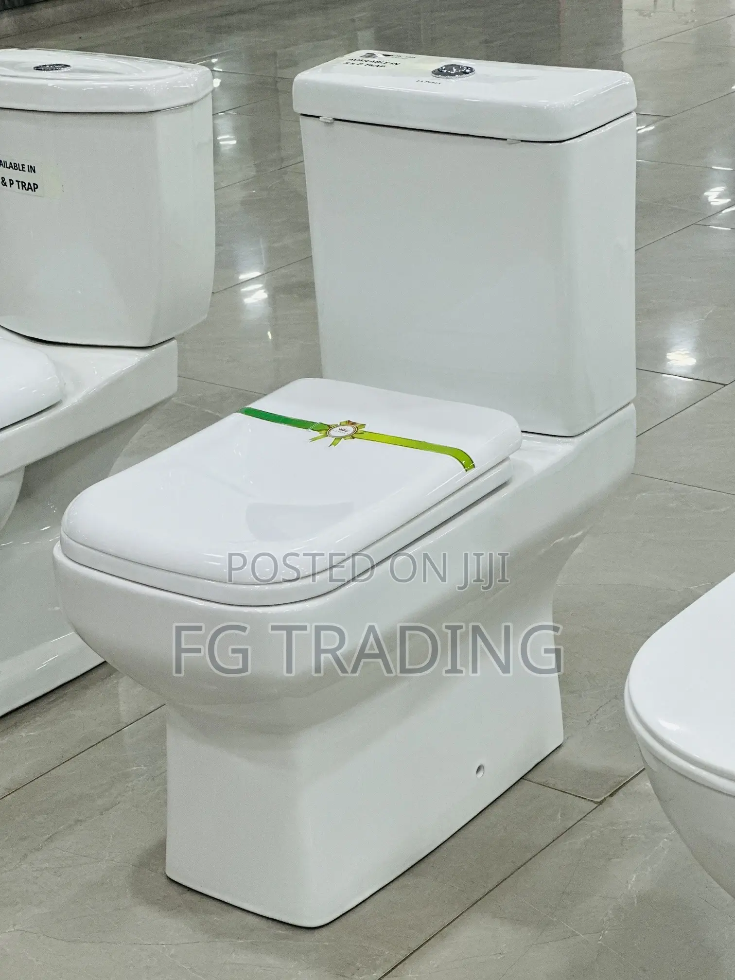 Slim Tank Water Closet - Toilet Seat - Square WC