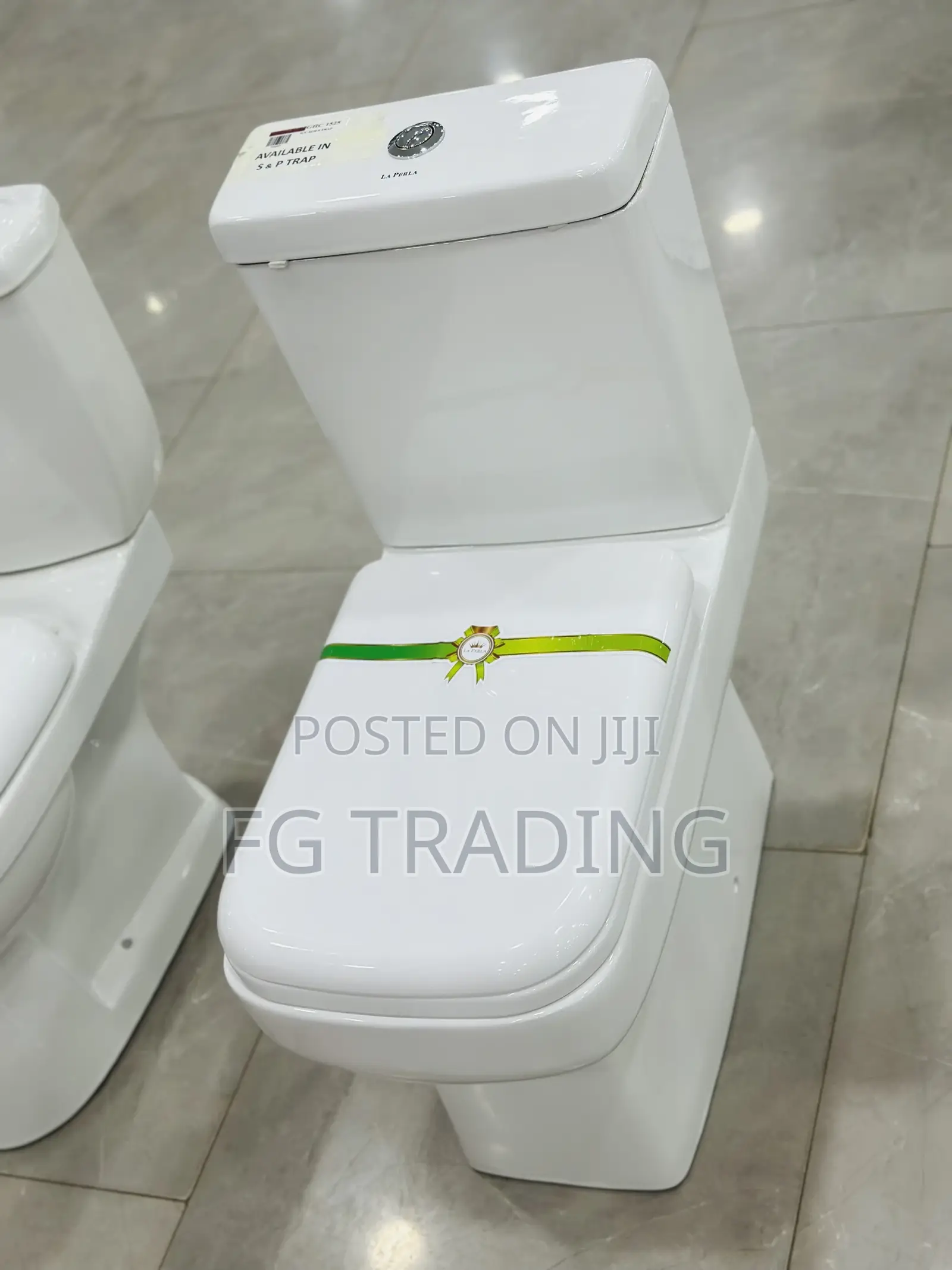 Slim Tank Water Closet - Toilet Seat - Square WC