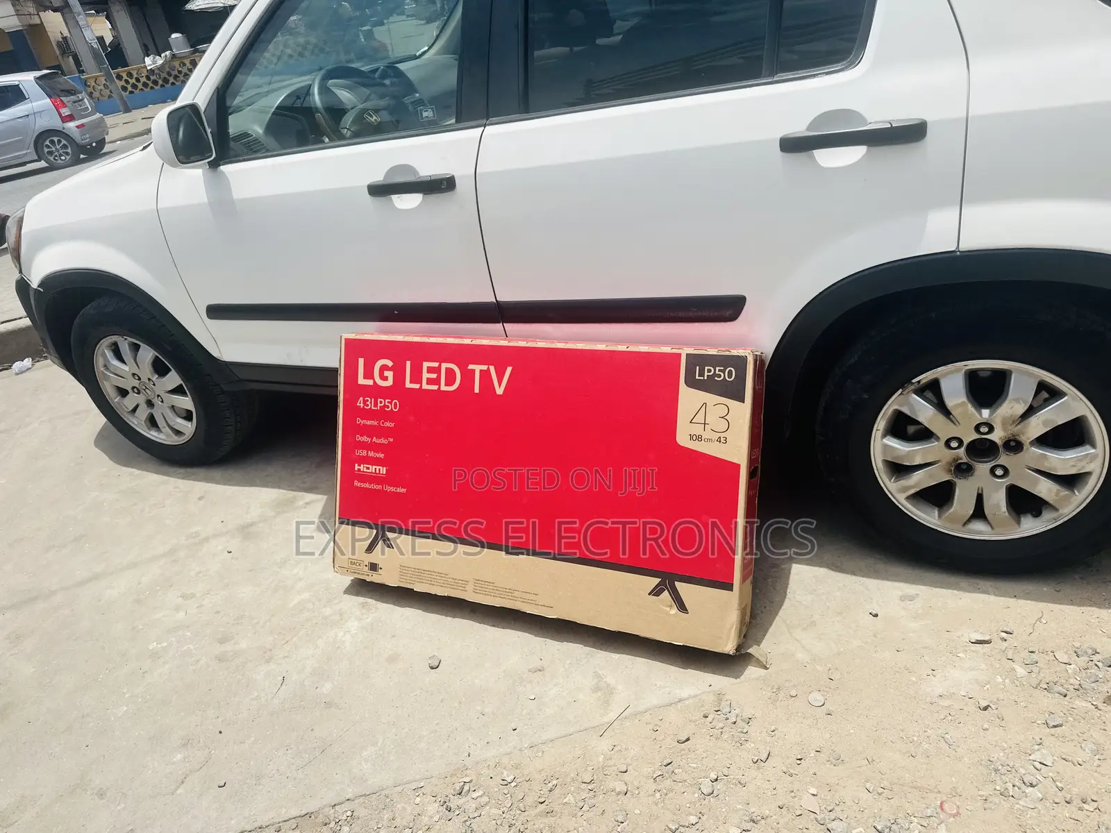 Big Screw 43”LP50 FHD Satellite Television