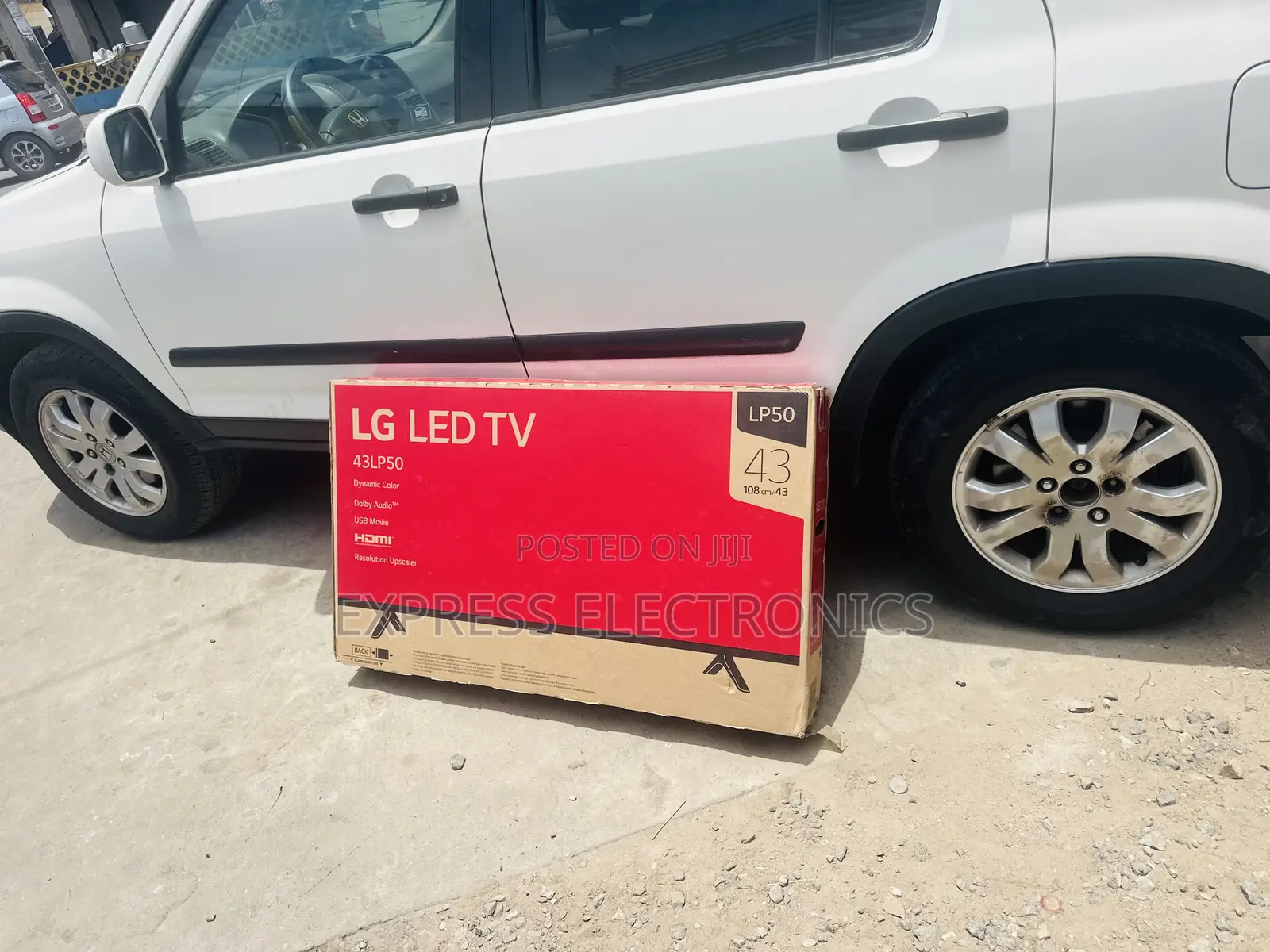 Big Screw 43”LP50 FHD Satellite Television