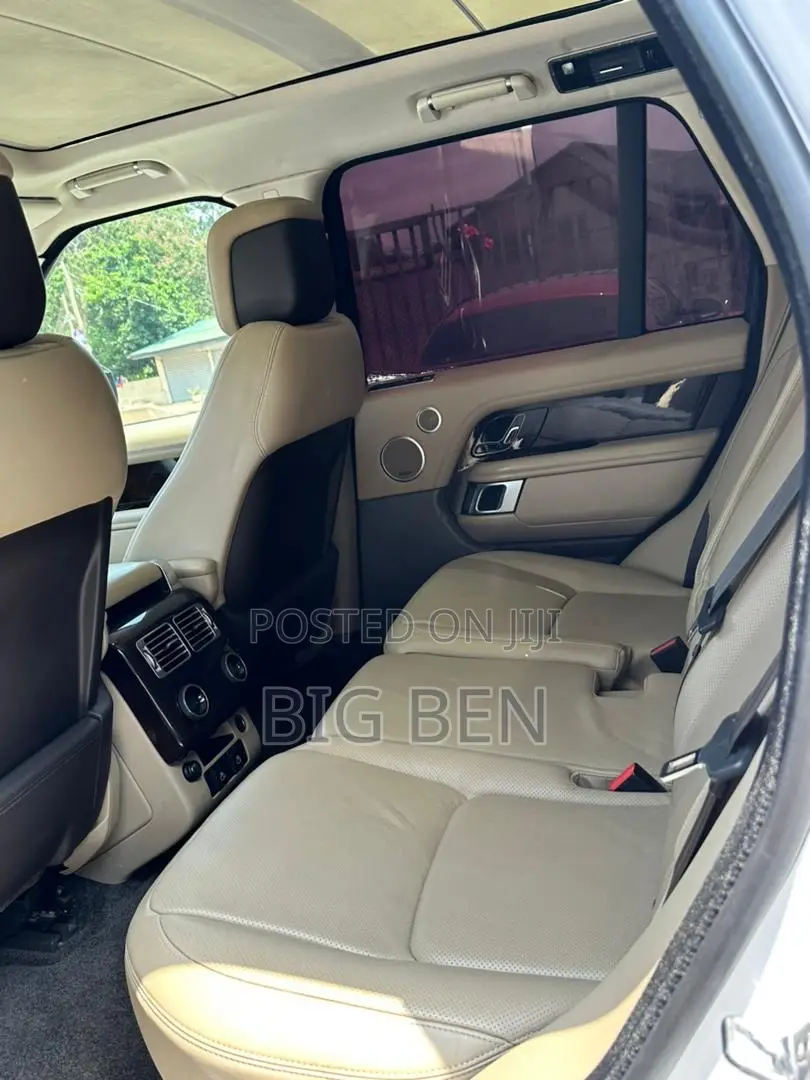 Land Rover Range Rover Vogue 2021 White