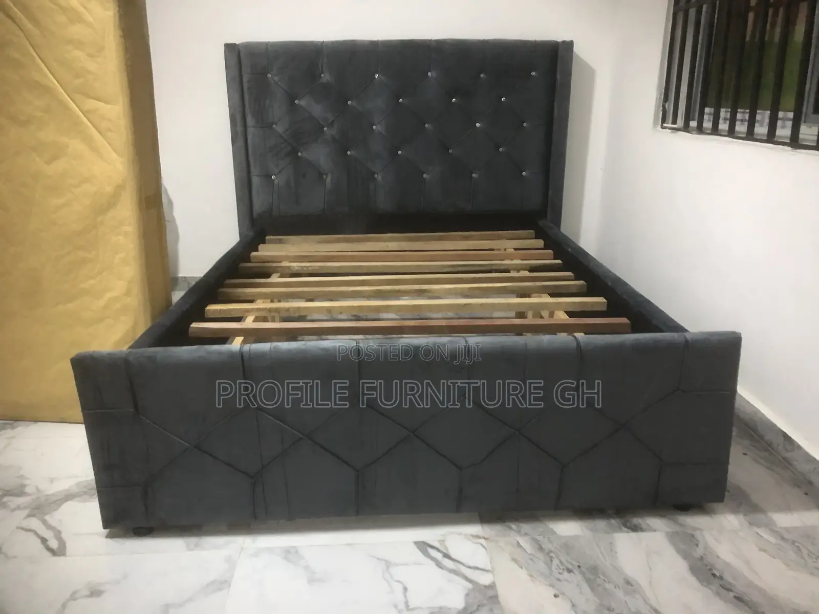 Simple Available Double Gray Bedframe// Luxurious And Durability