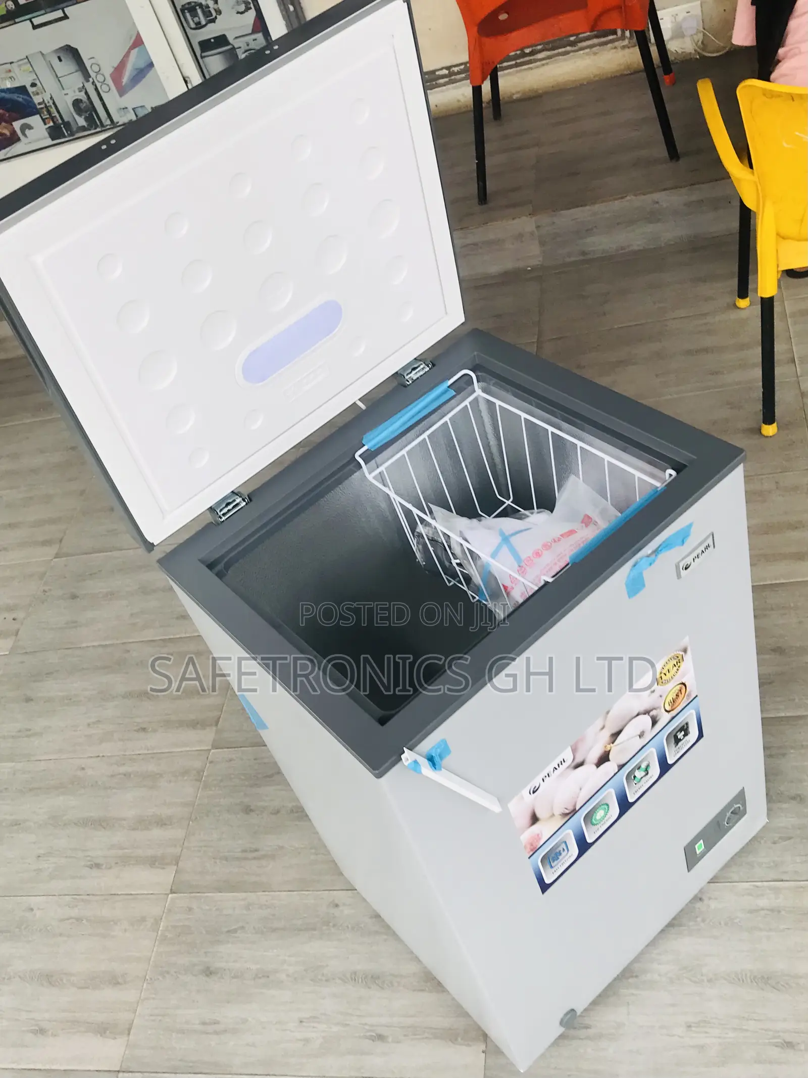 High Quality Pearl 1 Door PCF-1360 Gray 100L Freezer 