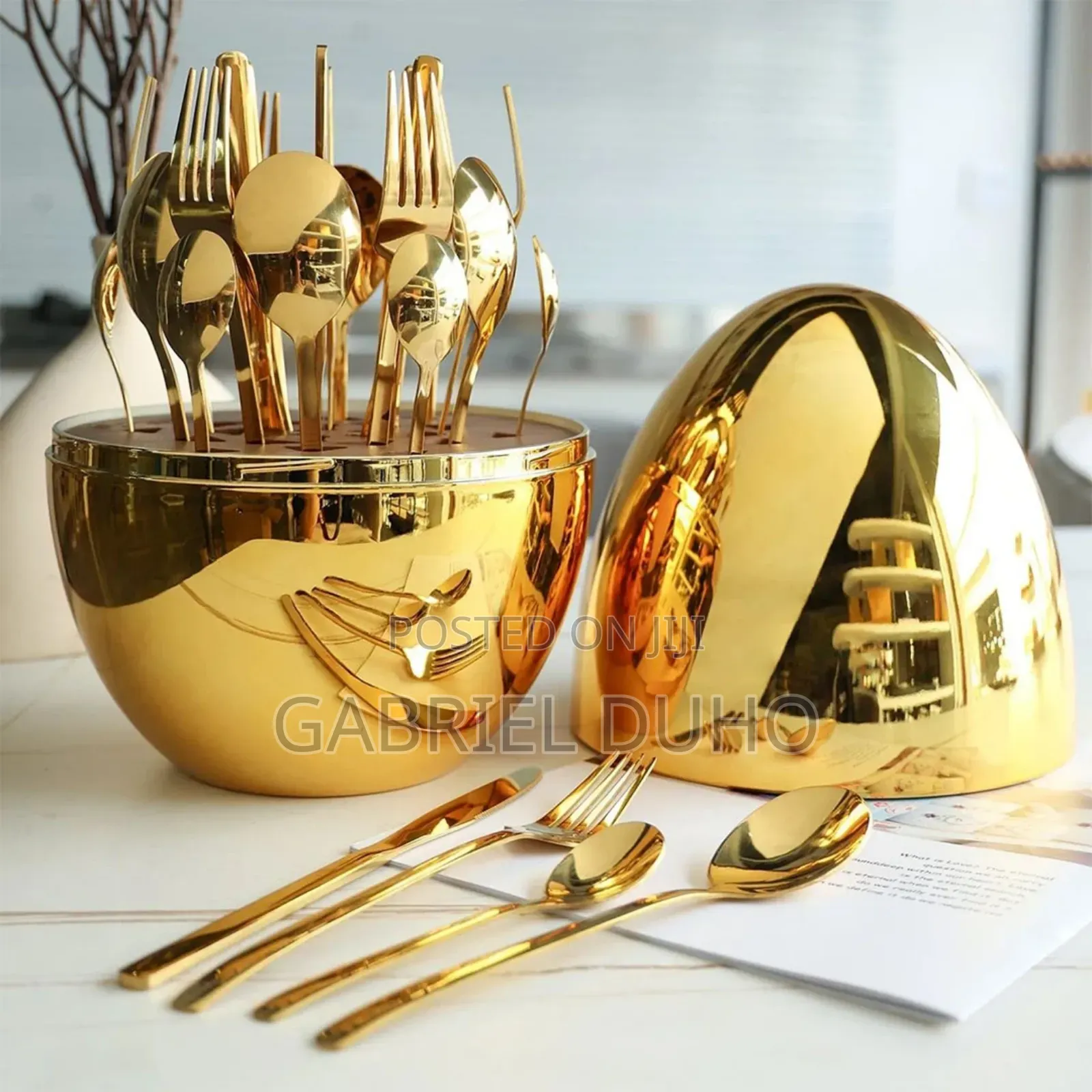 24pcs Egg Shaped Gold Cutlery Set