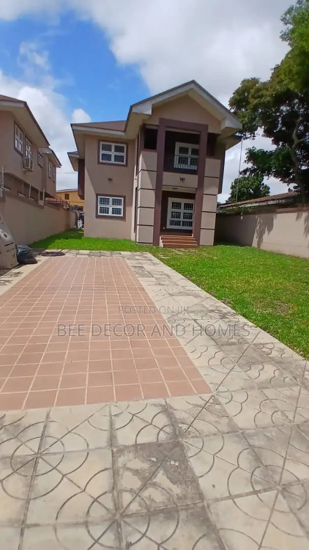 4bdrm House in East Legon for rent