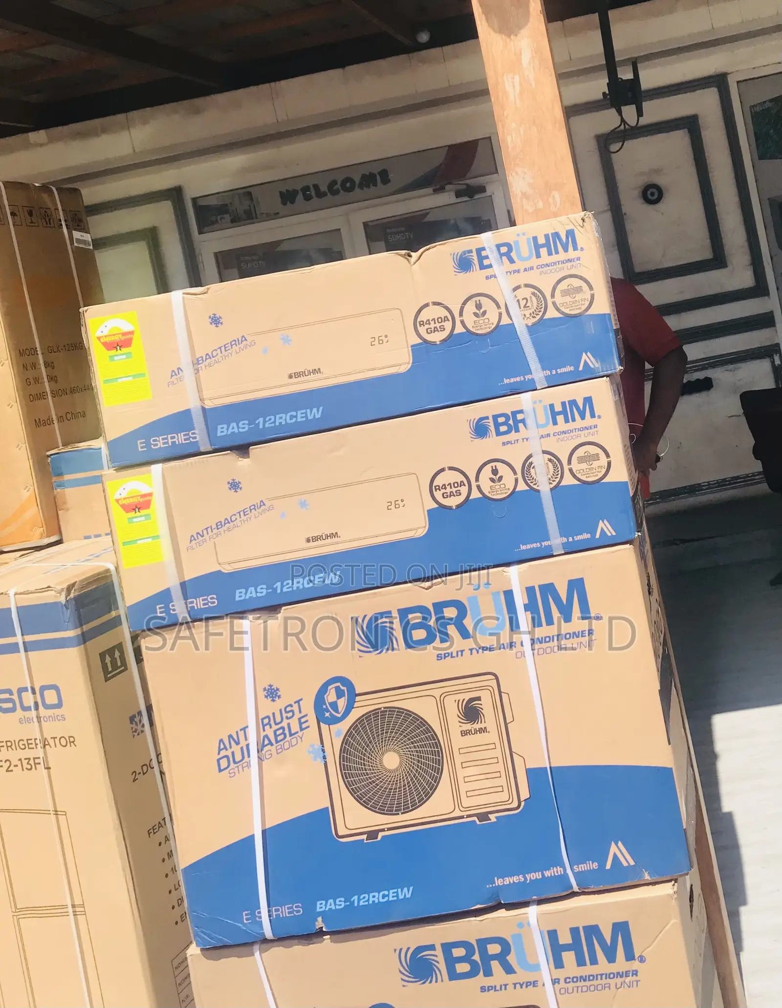 Auto Swing: White Bruhm 1.5 Horsepower Split System AC