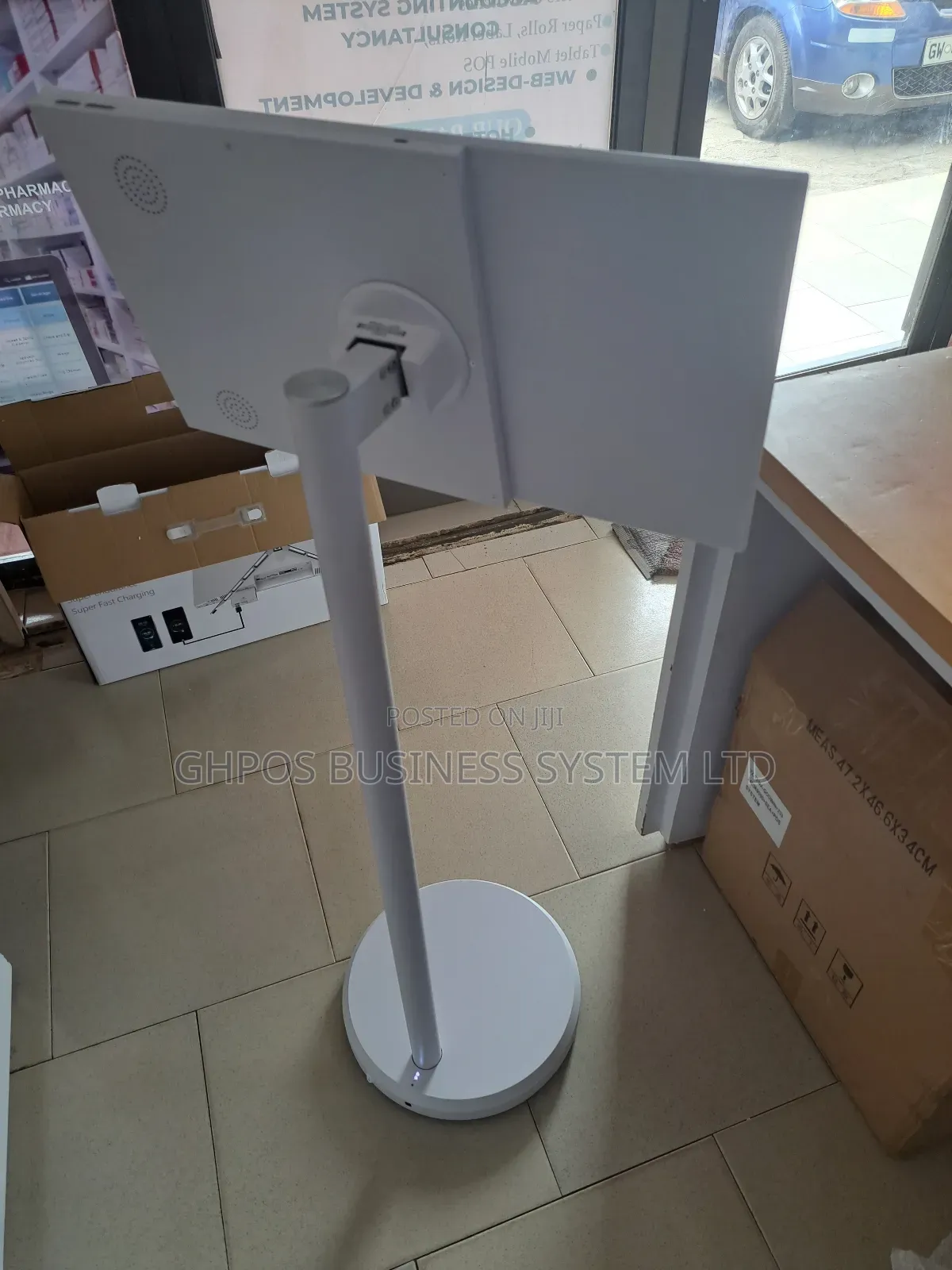 Ubero Movable Android Touchscreen Smart Display