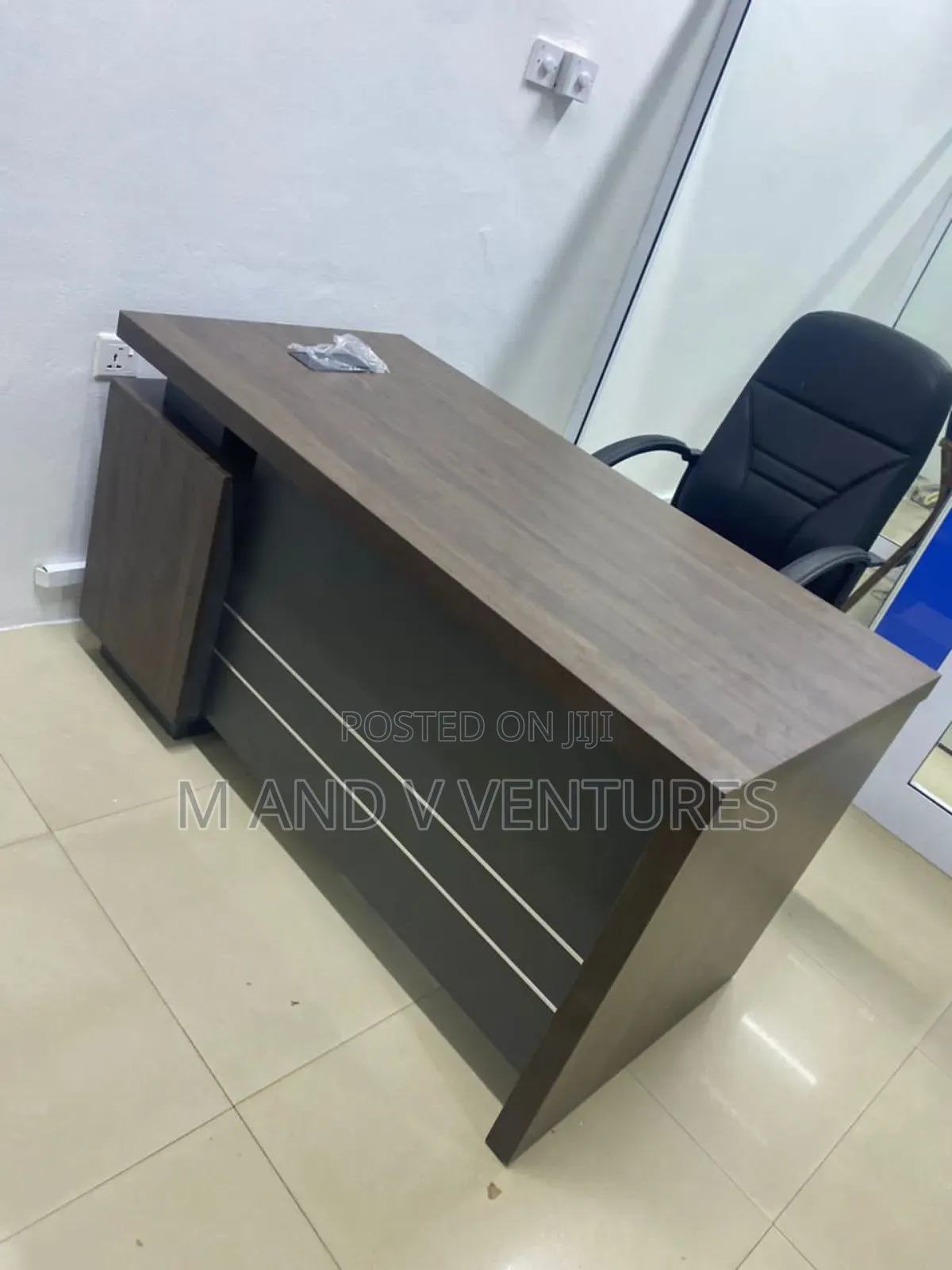 Office Table / Desk