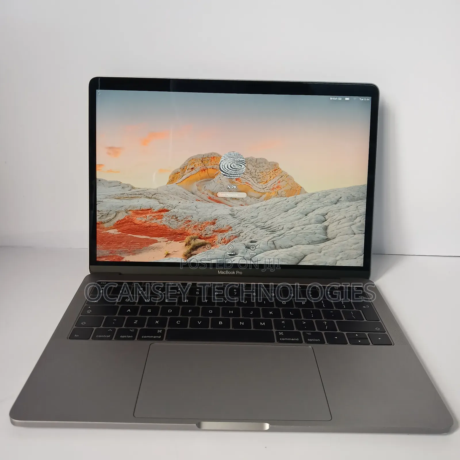 Laptop Apple MacBook Pro 2017 16GB Intel Core I7 HDD+SSD 500GB