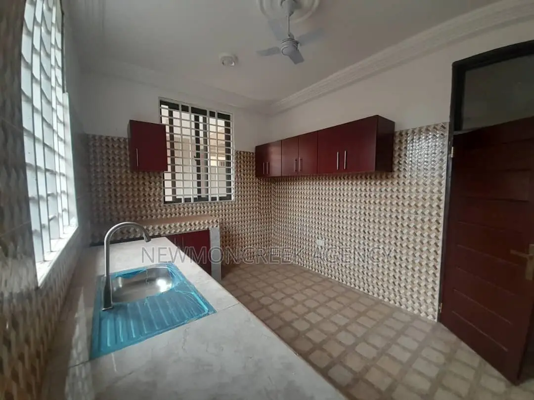 2bdrm Apartment in Oyibi Police Stat, Accra Metropolitan for rent