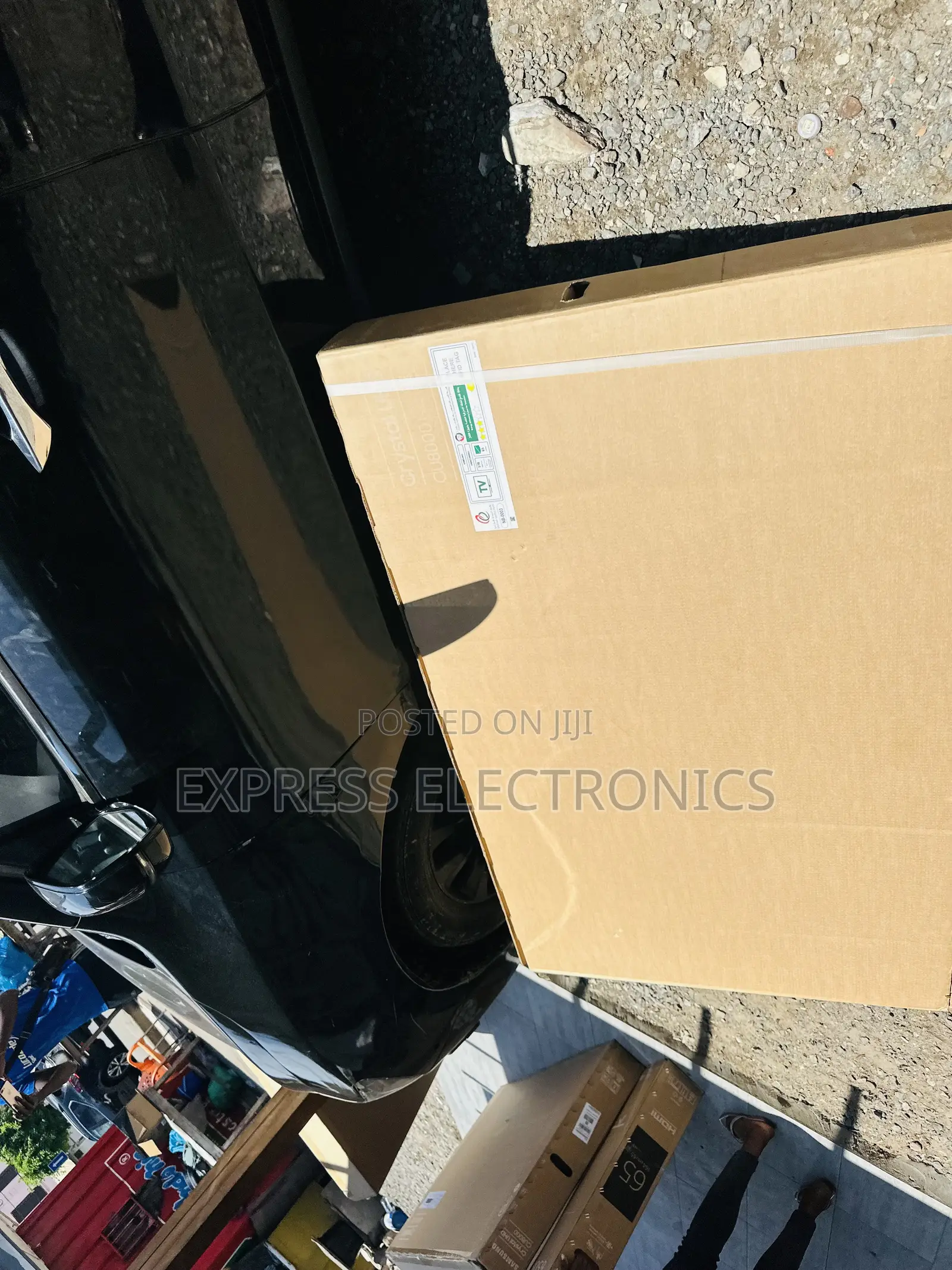 Dynamic Sleek Thin UHD Smart Samsung 65”Cu8000