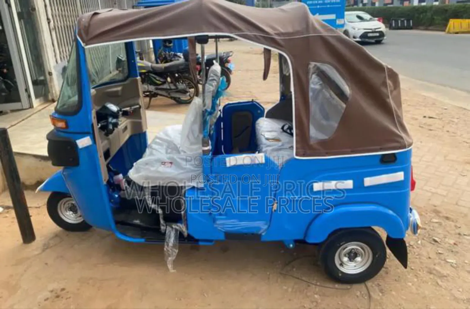 New Bajaj RE 2024