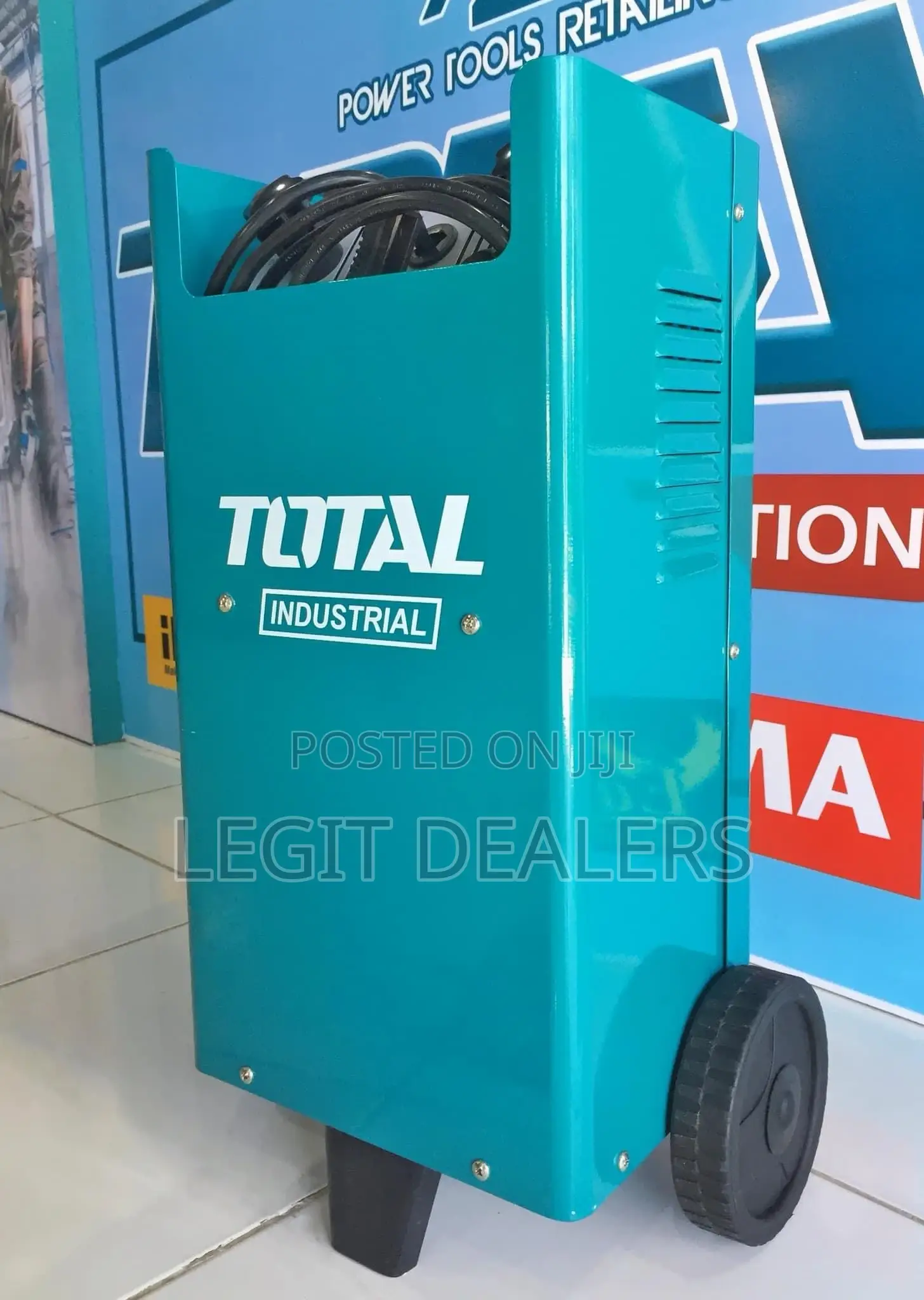 Brand New Total Battery Charger
