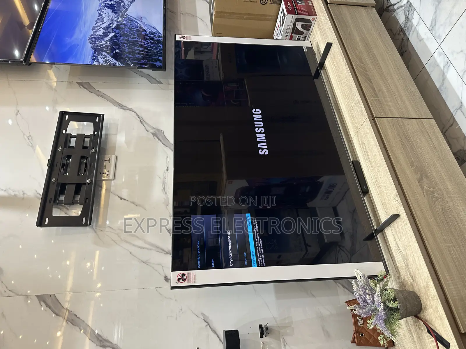 Quantum Dot Qled Smart Samsung 85”Q70c