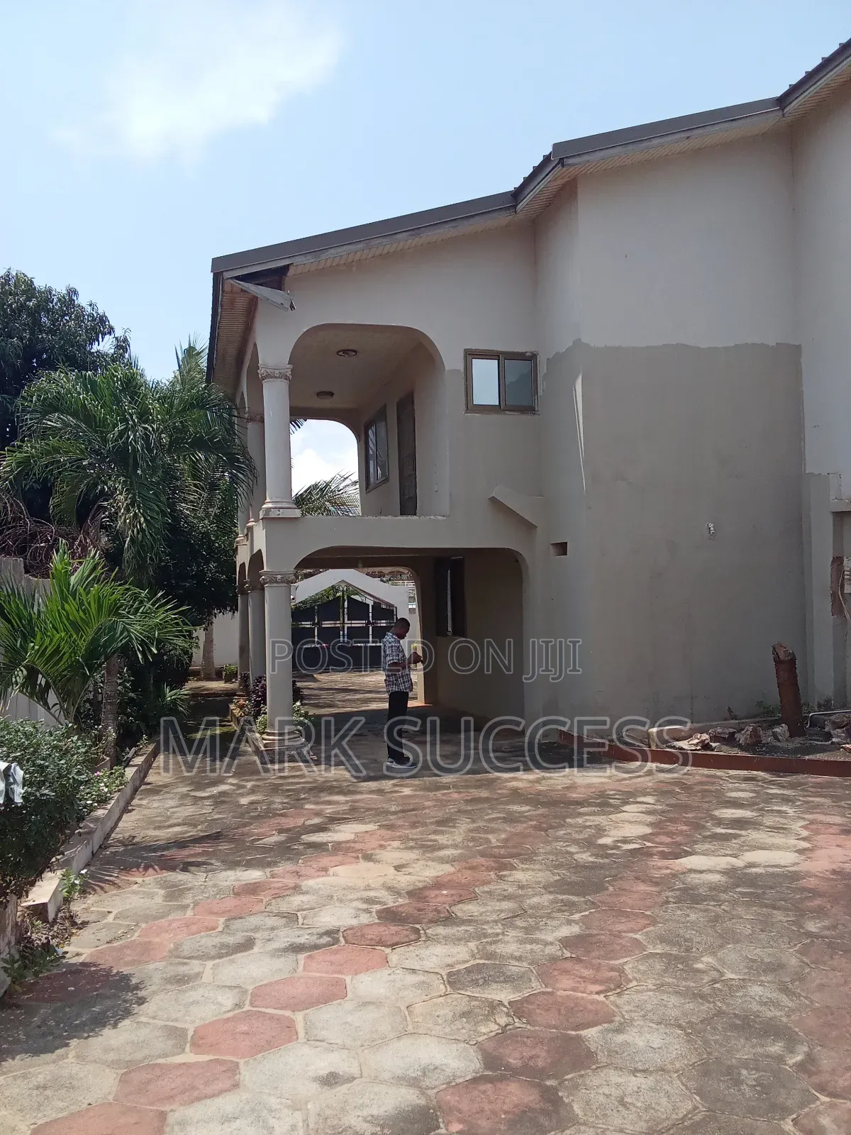 5bdrm House in Bortiano for sale