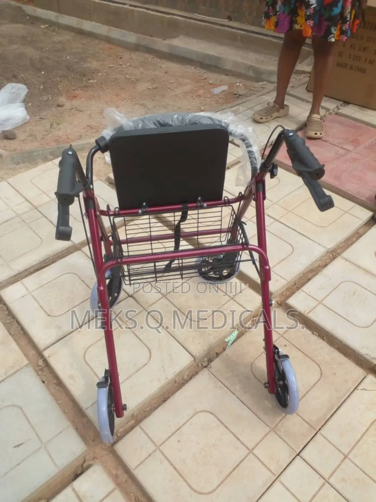 Seat Walkers/Rollators