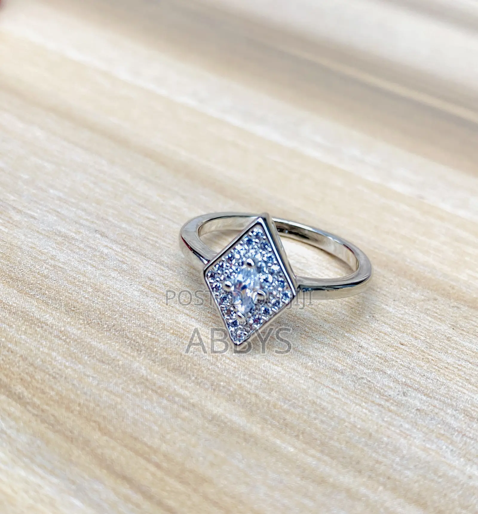 Kite-cut Silver Promise Ring