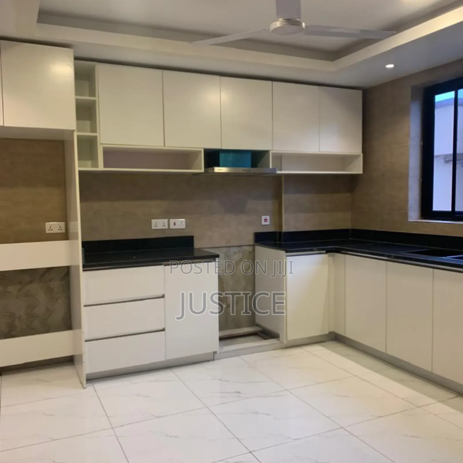 2bdrm Apartment in East Legon, American House for rent
