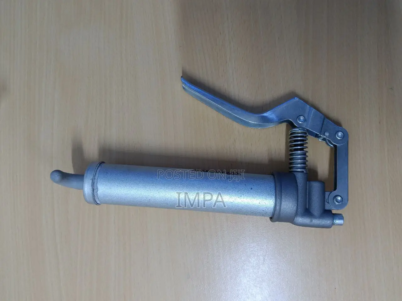 Manual Grease Gun: Pistol-Grip Handle, Cartridge Load, Rigid