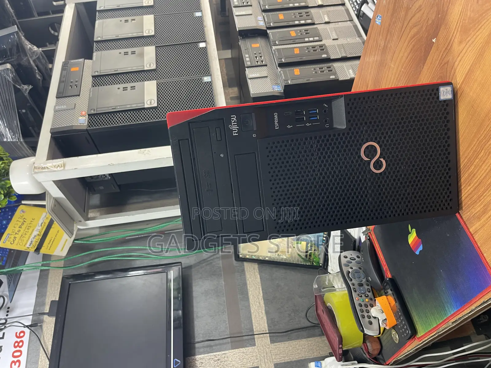 Desktop Computer Fujitsu Esprimo D957/E94+ 8GB Intel Core I5 HDD 750GB