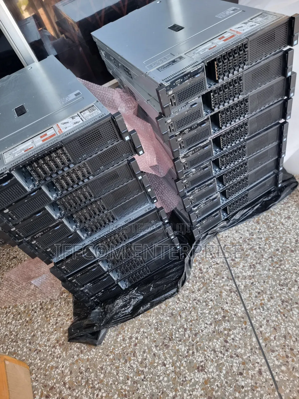 Server Dell PowerEdge R730 32GB Intel Xeon HDD 1T