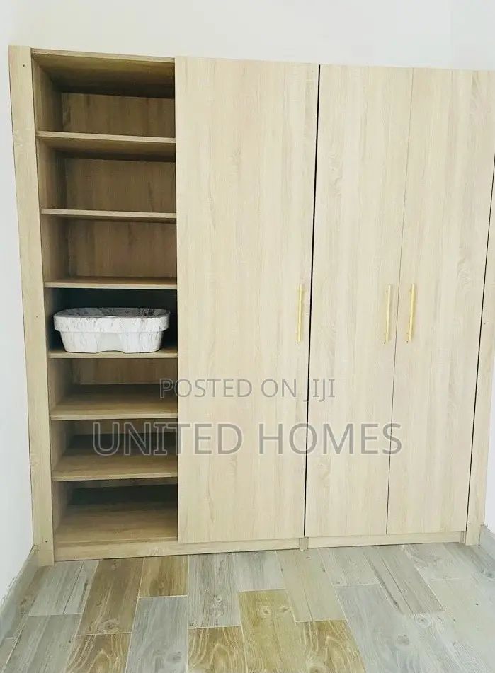 5bdrm House in Oyarifa for sale