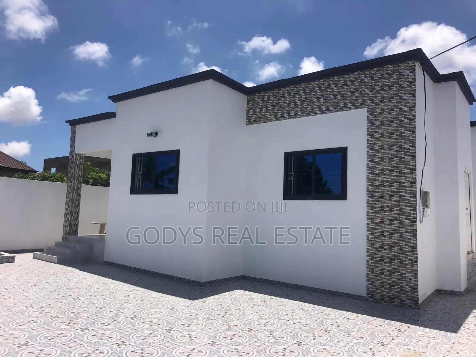 3bdrm Apartment in Kasoa for sale