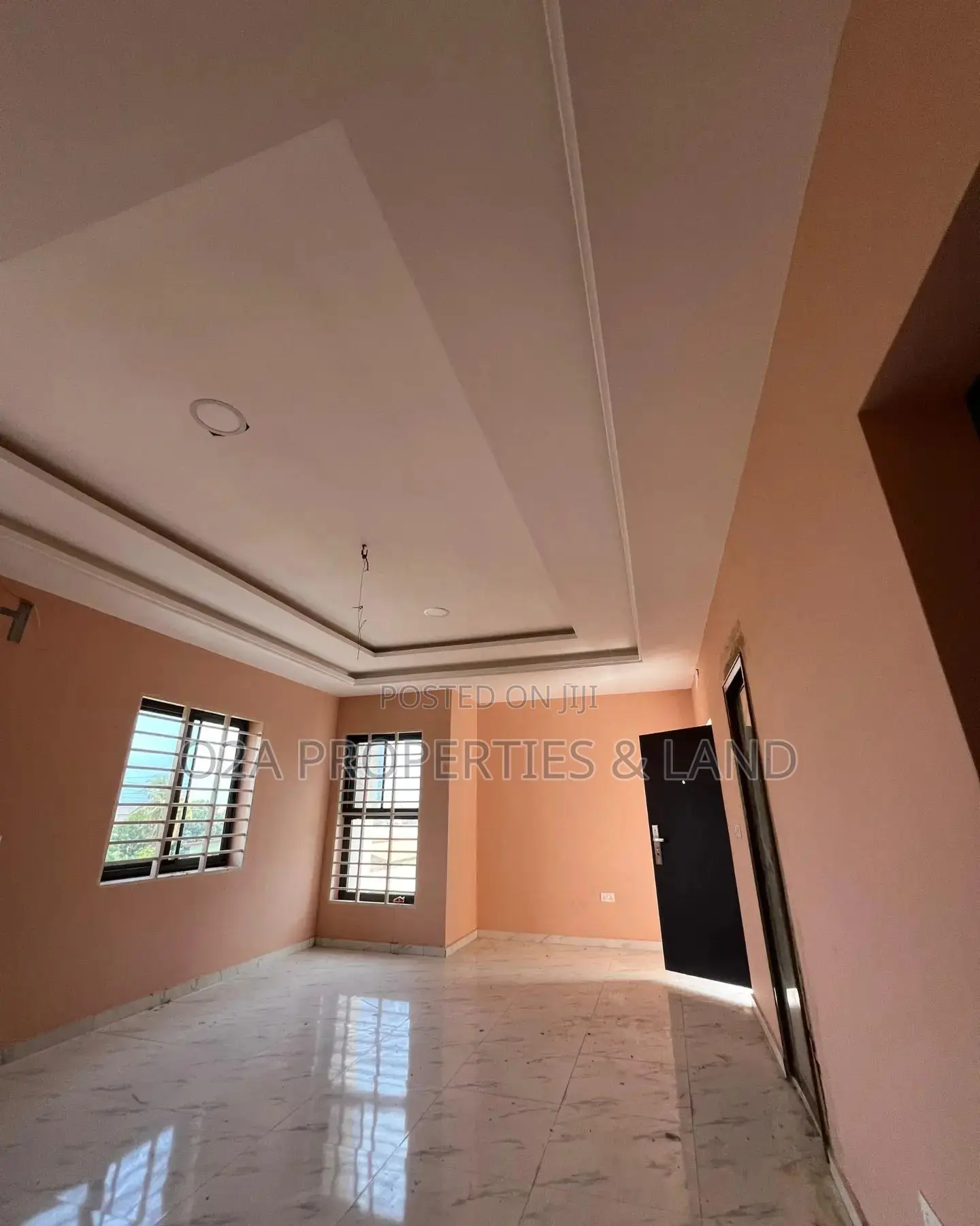 4bdrm House in Sakumono for sale