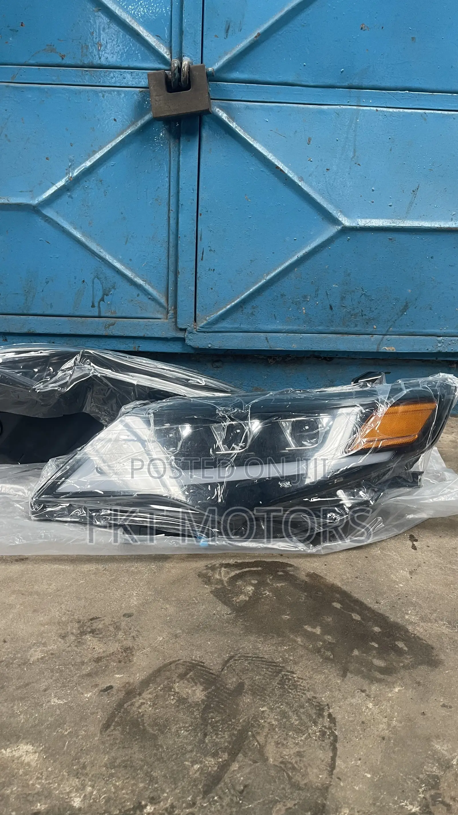 Toyota Camry Spider 2012/13/14 Headlights Spec