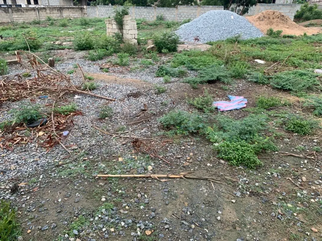 One Plot of Land for Sale at Tseaddo