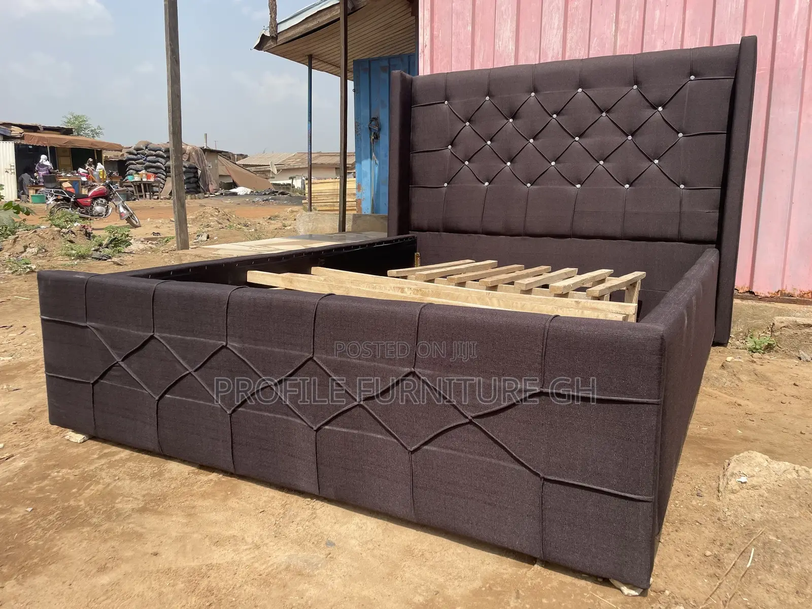 Modern Design Double A Bedframe// Durable And Luxurious
