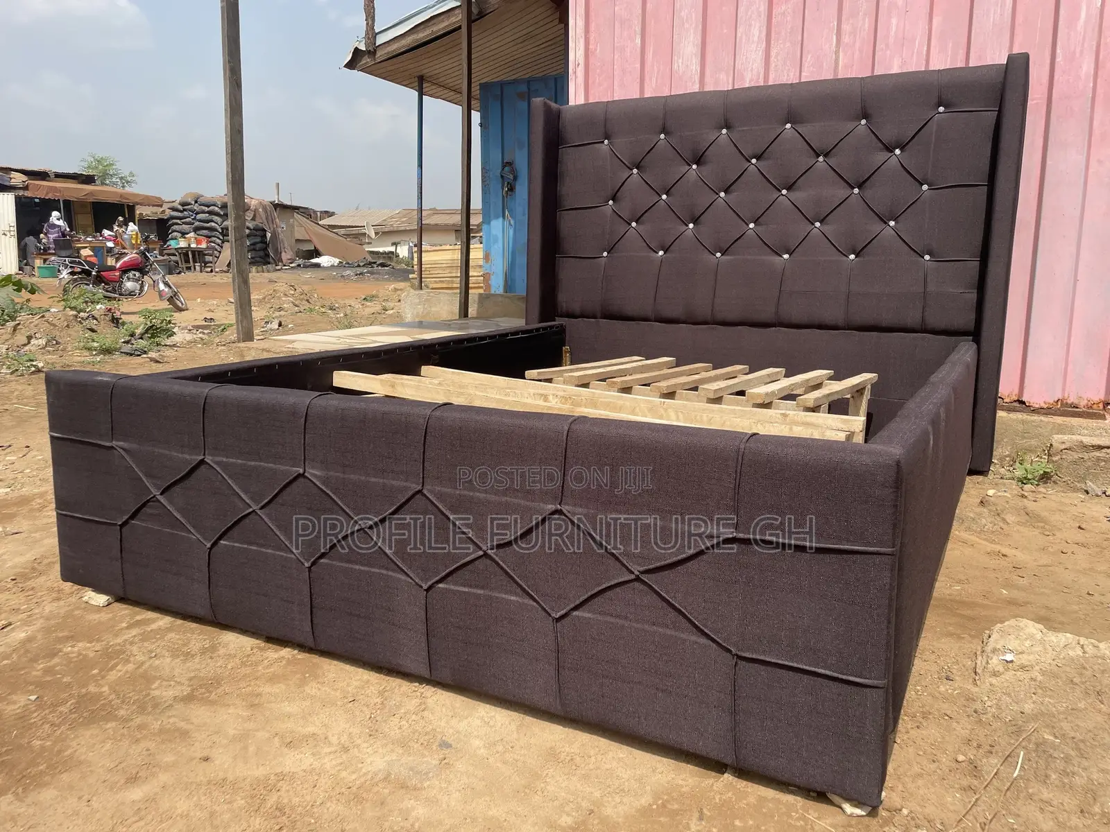 Modern Design Double A Bedframe// Durable And Luxurious