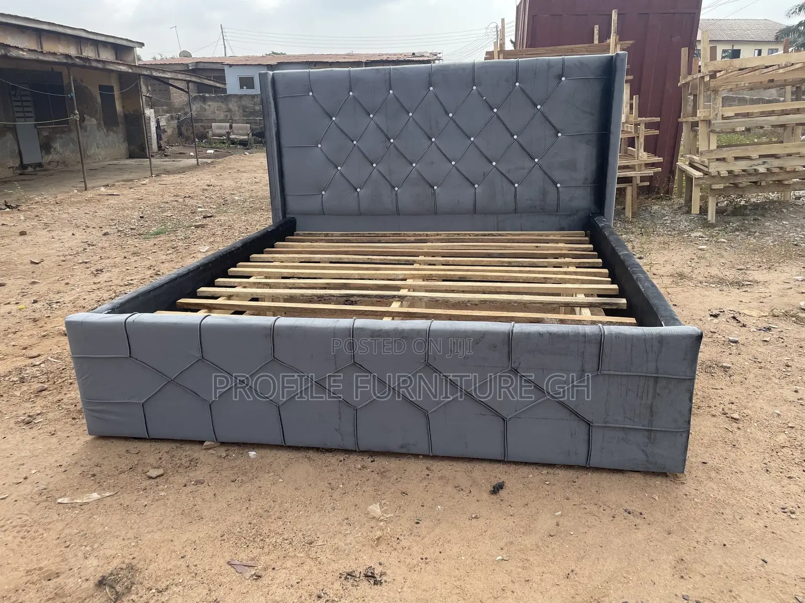 Modern Queen Size Bedframe//Free Delivery