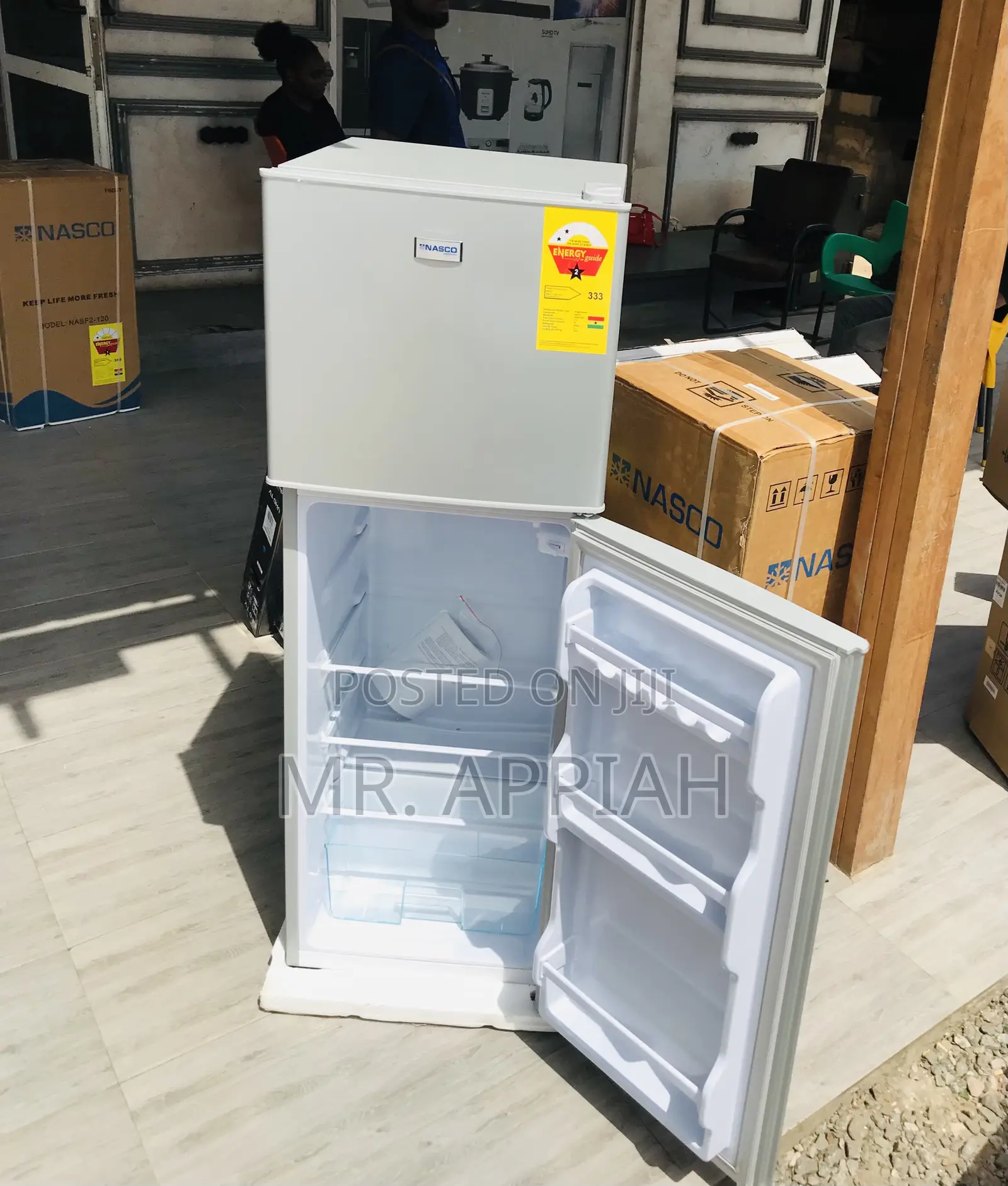 Unique in Box Nasco Nas2-13fl Top Mount Freezer Fridge.