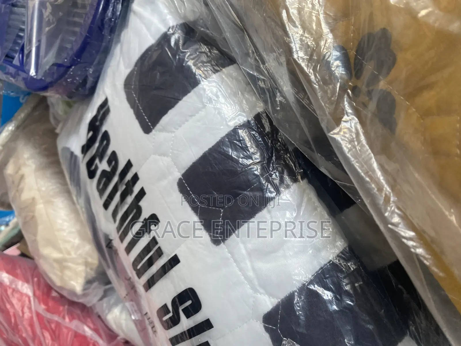 Original Waterproof Bed Covers in Different Sizes