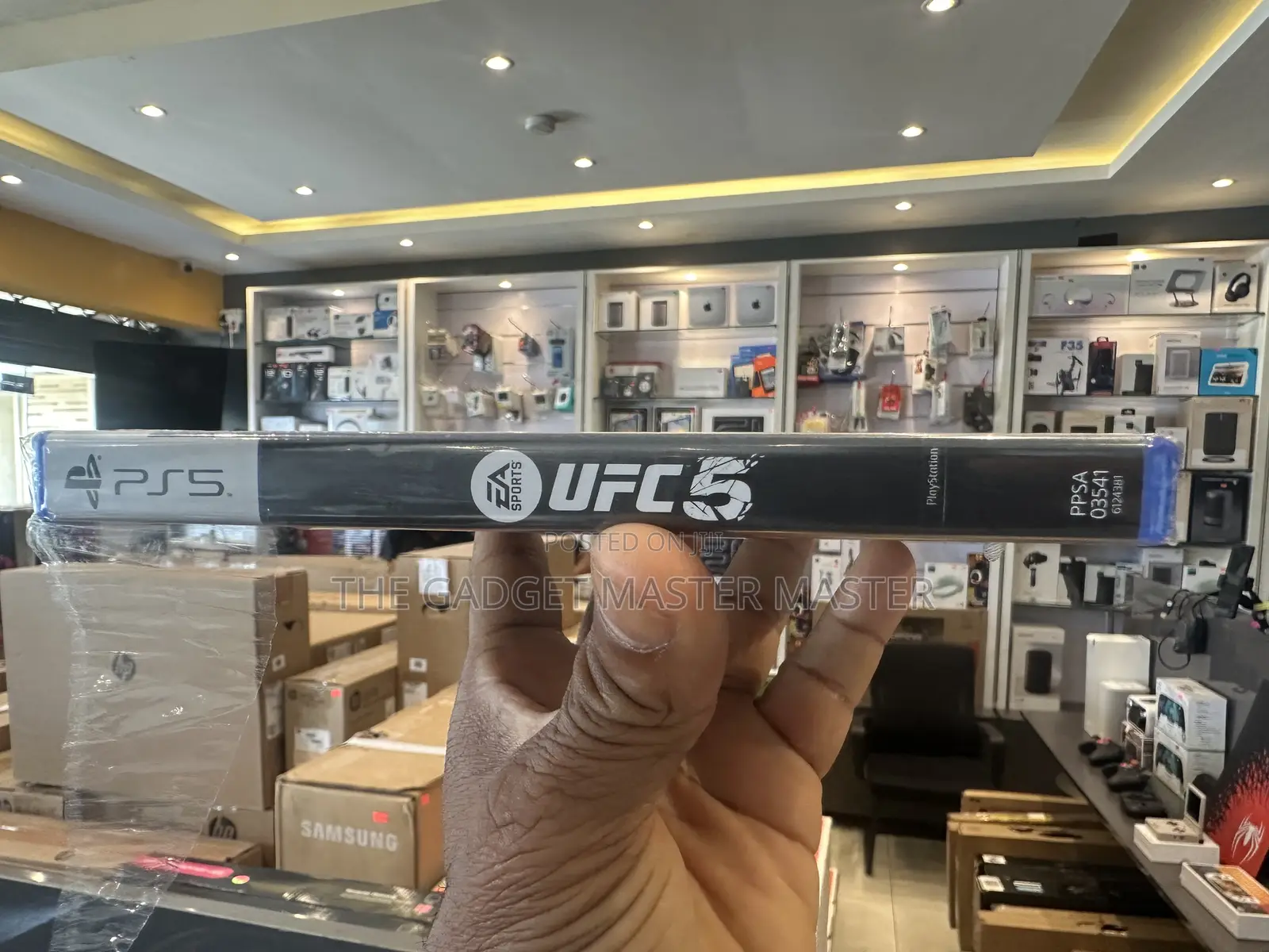 UFC 5 Standard Edition PS5
