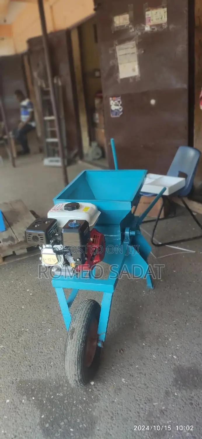 Cassava Grater With Petrol Engine Complete