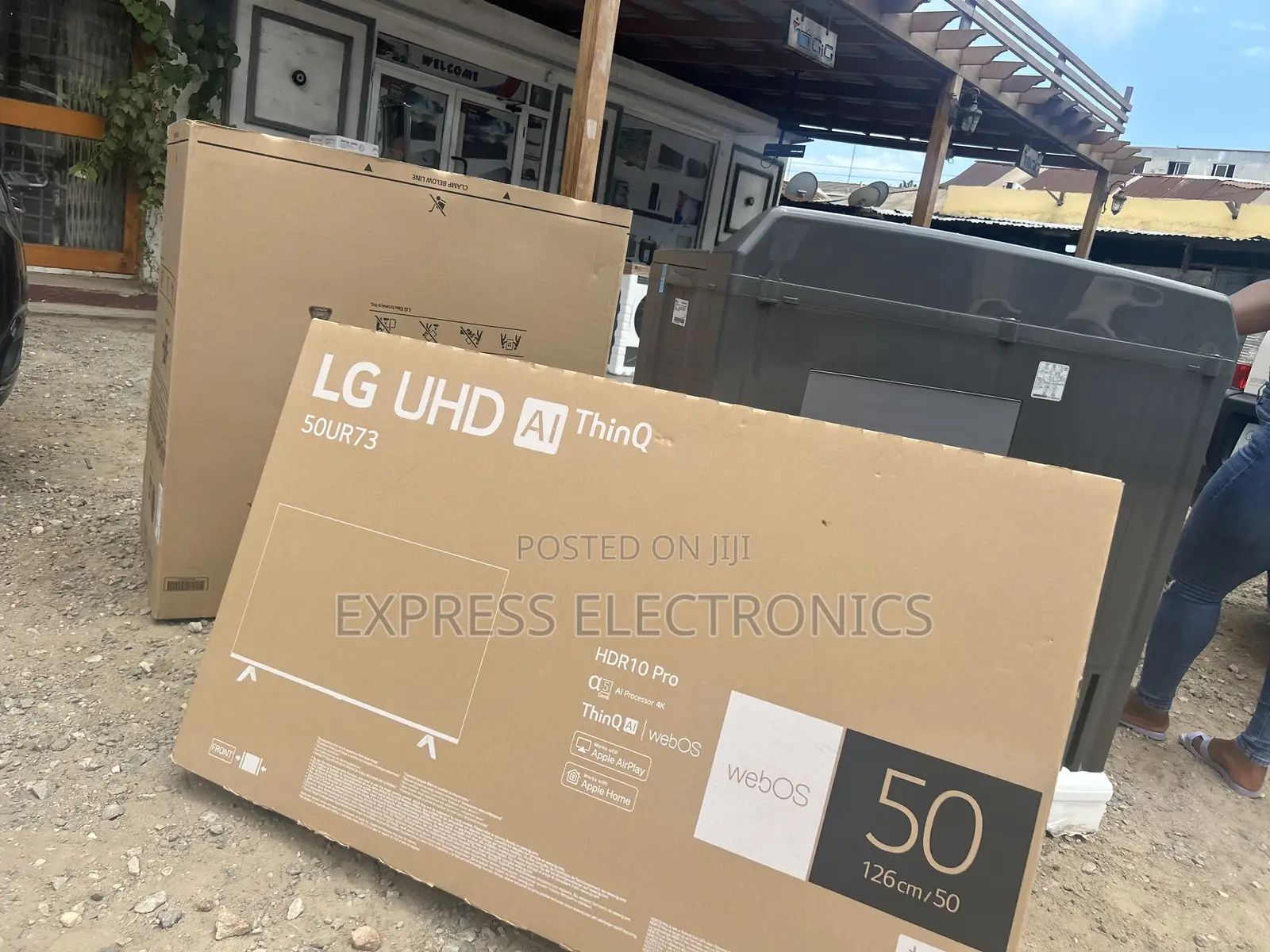 Ultra Modern Slim UHD Smart Lg 50”UR73