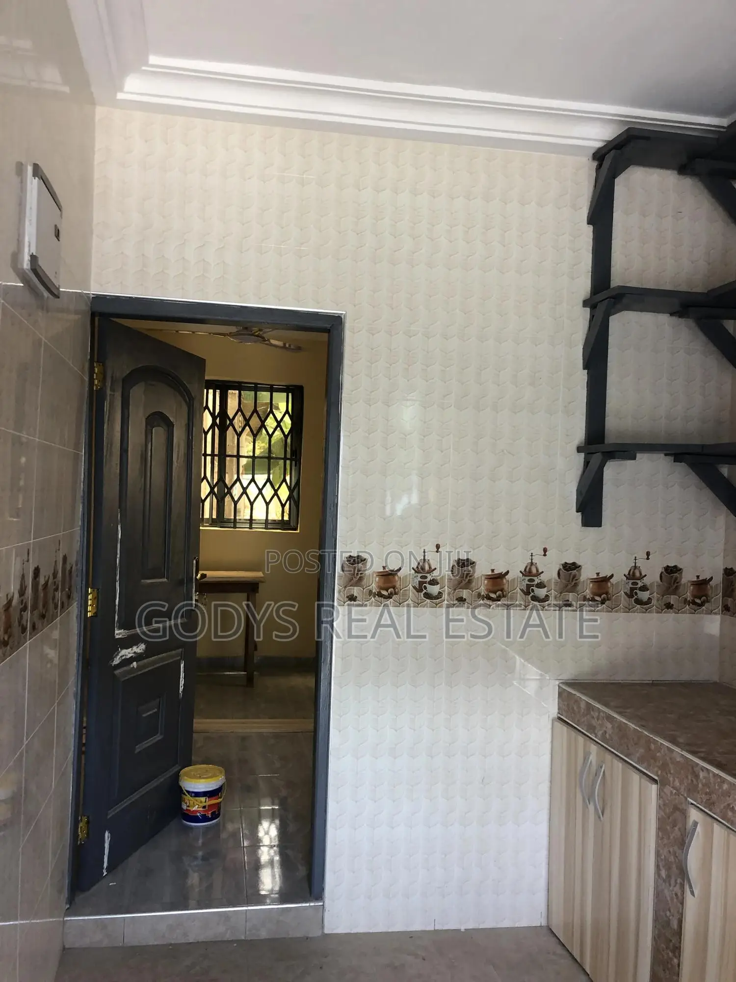 1bdrm Apartment in Obom Road, Kasoa for rent