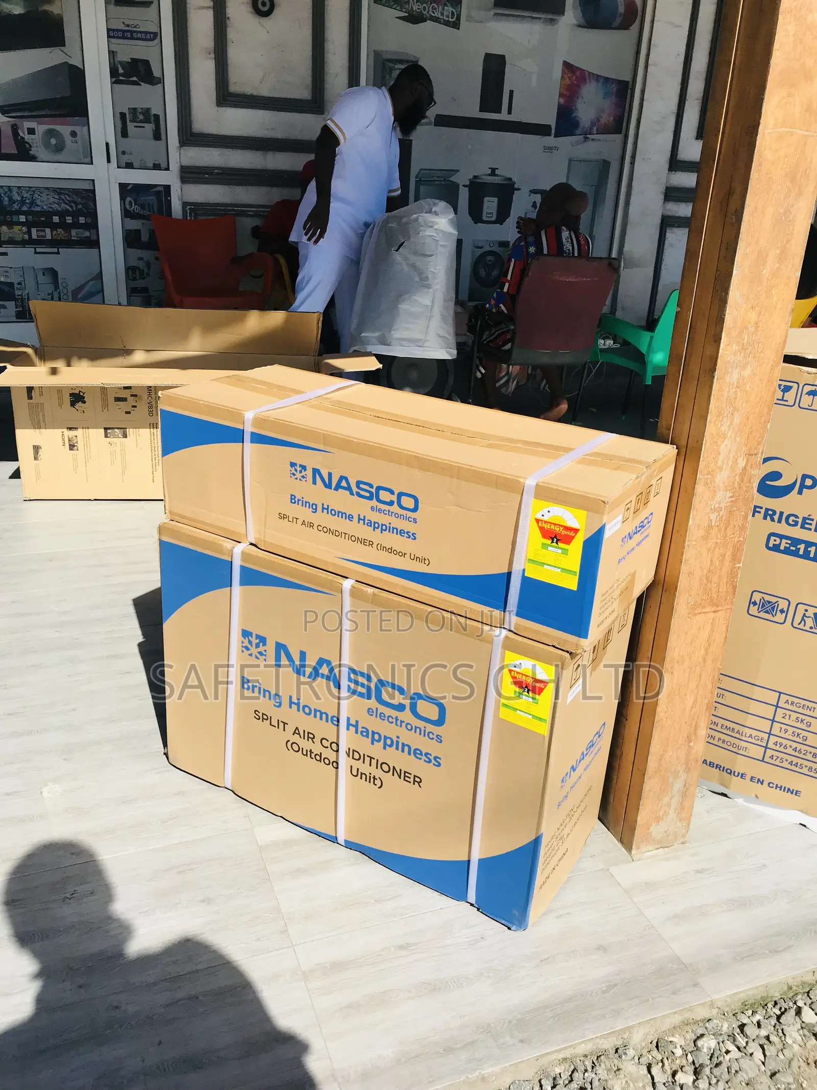Essential Split Nasco 1.5 Horsepower White Airconditioner