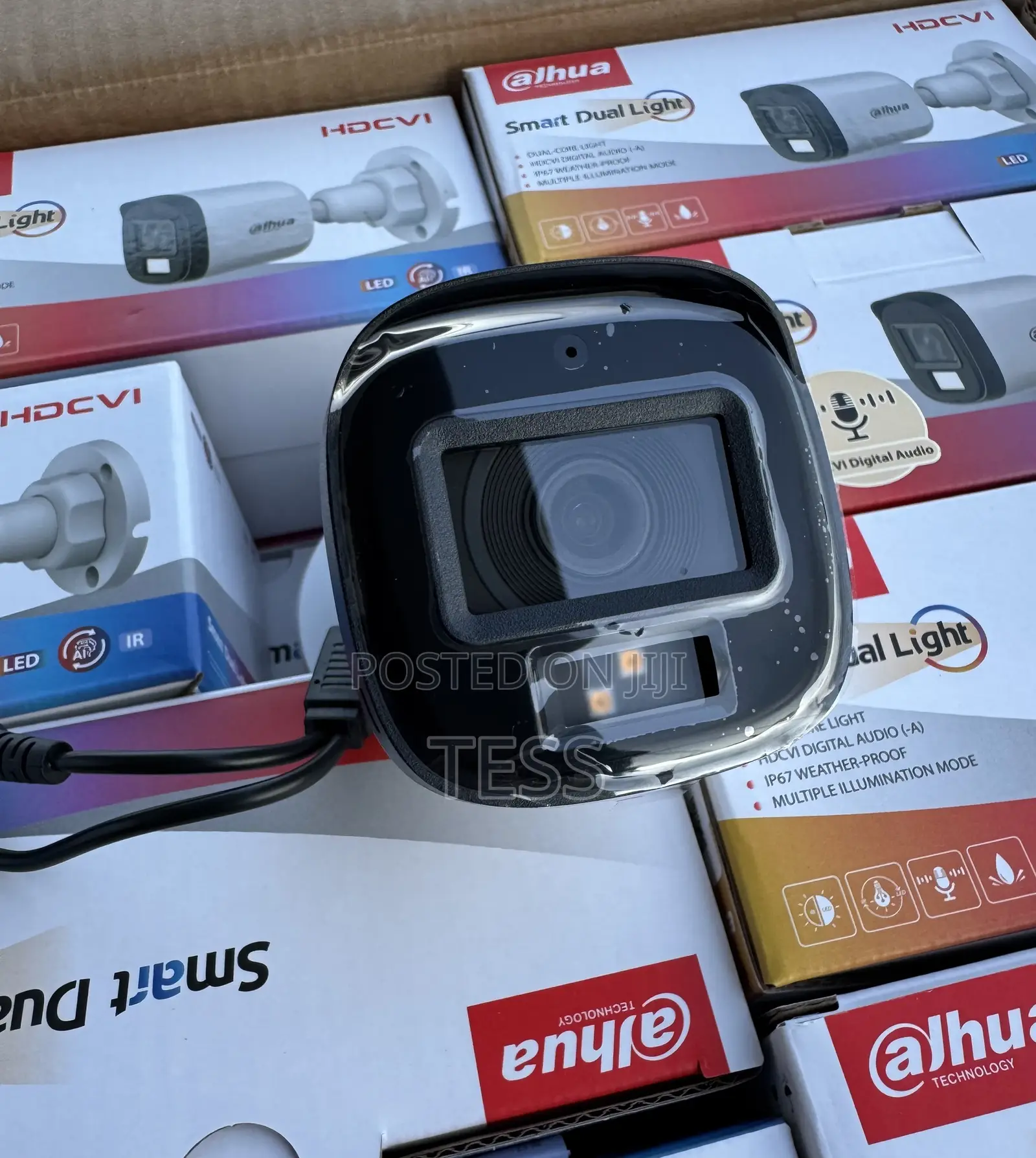 Dahua 2mp Full Color Smart Light+Audio Camera