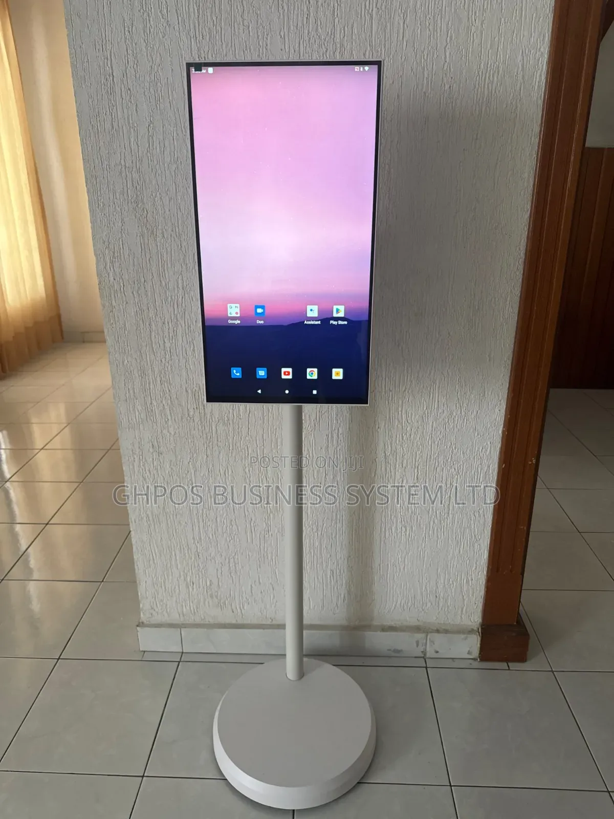 Ubero Movable Android Touchscreen Smart Display