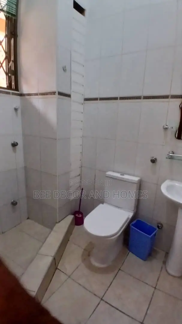 Furnished 3bdrm Apartment in Bee Decor & Homes, West Legon for rent